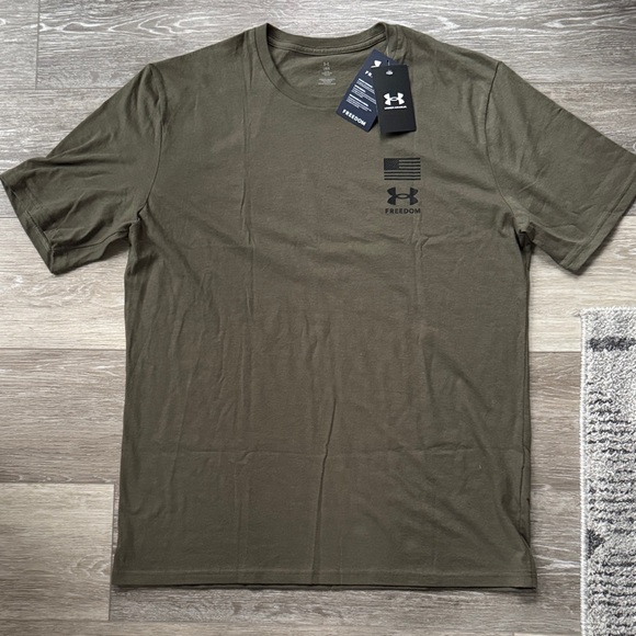 Under Armour Other - Under Armour Men's Olive Green Short Sleeve Tee NWT